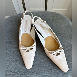 Gianni Bini Cream Leather Square Toe Slingback Kitten Heels Bow Size 7.5